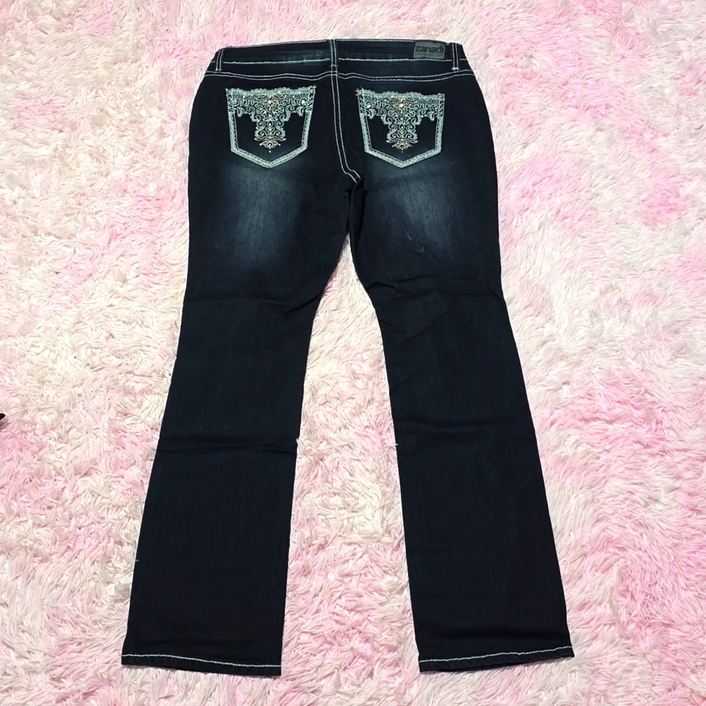 Zanadi Embroidered Jeans NWT